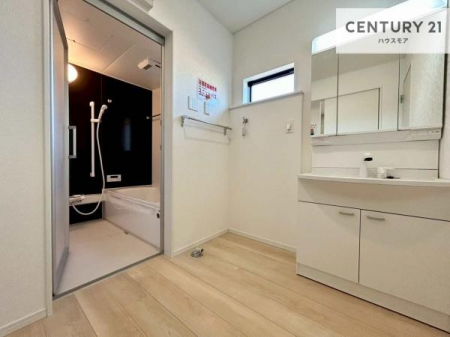 ���ʑ�E���ʏ��@�����t���̖��邢���ʎ��ł��I���C�������ɓ���ւ����ł��Đ����ɕۂ��Ƃ��ł��܂��I���R�����������ނ̂ł����ς̎d�オ����ǂ��Ȃ�܂��ˁI