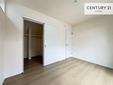 �m���@�V���v���Ƀf�U�C������Ă��邽�߁A�Ƌ��I�т܂���I
���C�ɓ���̉Ƌ��u���Ă��낰���Ԃ���邱�Ƃ��ł��܂��B