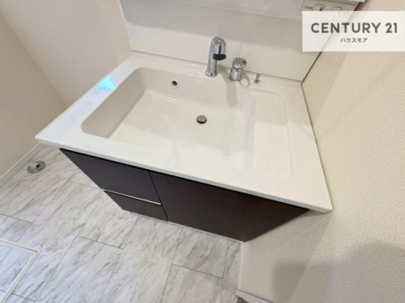 ���ʑ�E���ʏ��@�[�����ʑ�{�E���́A�������˂ɂ����̂ł�����ꂪ�y�X�I���������ۂĂ܂��I
�L���C�Ȑ��ʏ��Ŏ��������̃��`�x�[�V�������オ��܂��ˁI