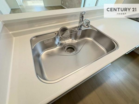 �L�b�`���@���C�h�ȃV���N�ł��ˁI�������˂ɂ������������₷���Ǝ����y�X�d�l�̃V�X�e���L�b�`���ł��I
�f�U�C�����Ƌ@�\�������˂��L�b�`���Ő�����������܂��ˁI