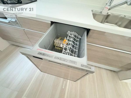 �L�b�`���@�H��@�t���I�Z��������~��͎�r��h�~�Ƃ��đ劈�􂵂܂��I�r���g�C���d�l�Ȃ̂ŁA�ꏊ����炸�����X�y�[�X���L���g���Ď�ۂ悭��Ƃ��o���܂��I