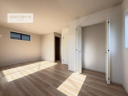 ���r���O�ȊO�̋����@���C�t�X�^�C���ɍ��킹��2�����ɕ����邱�Ƃ��\�ł��I
���[�X�y�[�X���[�����Ă��邽�߁A�X�b�L���Ƃ�����Ԃ�ۂĂ܂��B