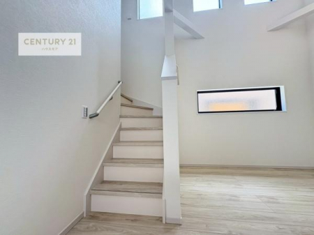 ���̑����ρ@�K�i�͖��邭�萠������Ă��܂��B���q�l�₲�N�z�̕������S���Ă����p�����܂��ˁB
�֗��ȘL�����[�t���ł��B
