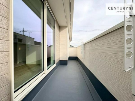 �o���R�j�[�@�z������̗ǂ��o���R�j�[�ŁA�����󕨂��悭���������ł��ˁI
���V�C�̗ǂ����ɂ̓o���R�j�[�֏o�ă��t���b�V������̂��C�����悳�����ł��B