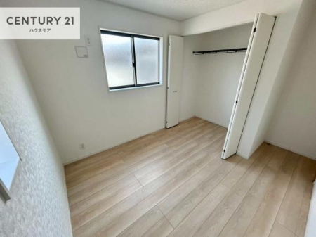 ���r���O�ȊO�̋����@�V���v���Ƀf�U�C������Ă��邽�߁A�Ƌ��I�т܂���I
���C�ɓ���̉Ƌ��u���Ă��낰���Ԃ���邱�Ƃ��ł��܂��B