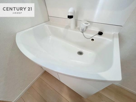 ���ʑ�E���ʏ��@�[�����ʑ�{�E���́A�������˂ɂ����̂ł�����ꂪ�y�X�I���������ۂĂ܂��I
�L���C�Ȑ��ʏ��Ŏ��������̃��`�x�[�V�������オ��܂��ˁI