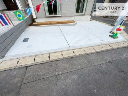 ���ԏ�@���ԃX�y�[�X��2�䕪����܂��I�Z�J���h�J�[�͂������A�o�C�N�⎩�]�ԂȂǂ��u���ꏊ�ɍ���܂���B