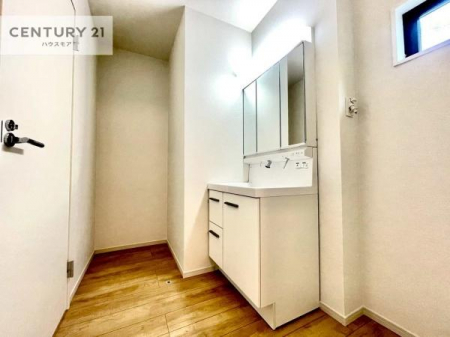 ���ʑ�E���ʏ��@�����t���̖��邢���ʎ��ł��I���C�������ɓ���ւ����ł��Đ����ɕۂ��Ƃ��ł��܂��I���R�����������ނ̂ł����ς̎d�オ����ǂ��Ȃ�܂��ˁI