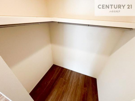 �����\�z�}(����)�@�E�H�[�N�C���N���[�[�b�g�t���ł��B��������̂��m���Ȃǂ����[���Ă��������ł��ˁI���ɂ���@�������ȂǋG�ߕ��̑傫�ȉƓd�����[�ł��܂��B(���d�l)