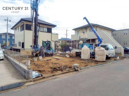 ���̑����n�@�O�ʓ��H��5.9���I�z����ǍD�ȗ��n�ł��B
�Ԍɓ��ꂪ���ȕ������S�ł��ˁB