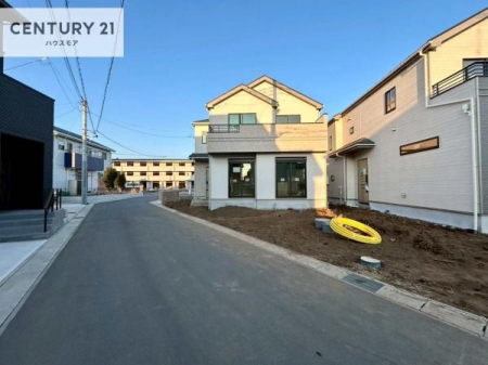 ���̑����n�@�O�ʓ��H5���I�z����ǍD�ȗ��n�ł��B
�Ԍɓ��ꂪ���ȕ������S�ł��ˁB