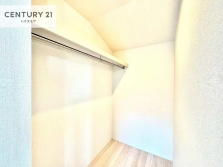 ���[�@�E�H�[�N�C���N���[�[�b�g�t���ł��B��������̂��m���Ȃǂ����[���Ă��������ł��ˁI���ɂ���@�������ȂǋG�ߕ��̑傫�ȉƓd�����[�ł��܂��I