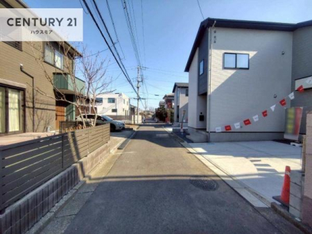 ���̑����n�@�O�ʓ��H��4���~4���I�z����ǍD�ȗ��n�ł��B
�Ԍɓ��ꂪ���ȕ������S�ł��ˁB