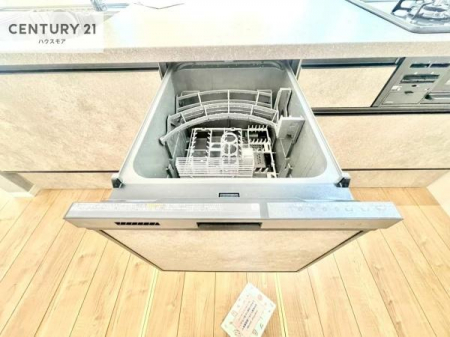 �L�b�`���@�H��@�t���̃L�b�`���ł��I�Z���������r��h�~�Ƃ��đ�ϊ��􂷂�֗��Ȏd�l�ł��I�r���g�C���Ȃ̂ŃL�b�`���̏ꏊ����炸�����X�y�[�X���L���g�����Ƃ��o���܂��I