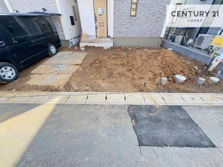 ���ԏ�@���ԃX�y�[�X��2�䕪����܂��I�Z�J���h�J�[�͂������A�o�C�N�⎩�]�ԂȂǂ��u���ꏊ�ɍ���܂���B