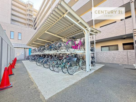 ���̑����p���@���p�����E���֏�ł��B
���]�Ԃ�����΍s���͈͂��L���肨�o�����֗��ł��I���ԏ�E���֏�̋󂫏󋵂Ɋւ��Ă͂��C�y�ɂ��₢���킹���������I