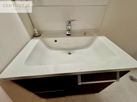 ���ʑ�E���ʏ��@�[�����ʑ�{�E���́A�������˂ɂ����̂ł�����ꂪ�y�X�I���������ۂĂ܂��I
�L���C�Ȑ��ʏ��Ŏ��������̃��`�x�[�V�������オ��܂��ˁI