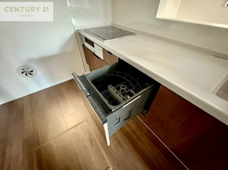 �L�b�`���@�H��@�t���I�Z��������~��͎�r��h�~�Ƃ��đ劈�􂵂܂��I�r���g�C���d�l�Ȃ̂ŁA�ꏊ����炸�����X�y�[�X���L���g���Ď�ۂ悭��Ƃ��o���܂��I