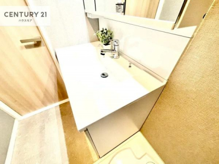 ���ʑ�E���ʏ��@�[�����ʑ�{�E���́A�������˂ɂ����̂ł�����ꂪ�y�X�I���������ۂĂ܂��I
�L���C�Ȑ��ʏ��Ŏ��������̃��`�x�[�V�������オ��܂��ˁI