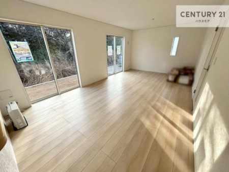 ���r���O�@�L�X�_�C�j���O�X�y�[�X�I������肨�H���B�΂��������y�������Ԃ��߂����܂��B���X�̔���������܂��I