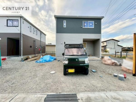 ���ԏ�@���ԃX�y�[�X��2�䕪����܂��I�Z�J���h�J�[�͂������A�o�C�N�⎩�]�ԂȂǂ��u���ꏊ�ɍ���܂���B