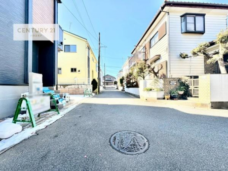 ���̑����n�@�O�ʓ��H��4.5���I�z����ǍD�ȗ��n�ł��B
�Ԍɓ��ꂪ���ȕ������S�ł��ˁB