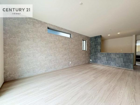 ���r���O�@�J�����̂���L�XLDK�I�\�t�@�[��_�C�j���O�e�[�u����u���Ă������ɂȂ�Ȃ��̂ŉ��K�ɉ߂����܂��I�R�~���j�P�[�V���������₷�����r���O�ł��I