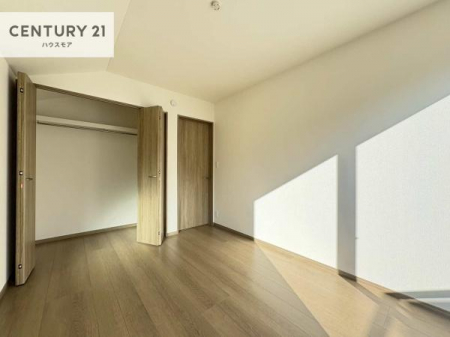 �m���@���[�X�y�[�X�����Ă��܂��I�������X�b�L�����ڂ��鎖���ł��܂��ˁB
�Ƌ��I�΂Ȃ��V���v���ȃf�U�C���ׁ̈A�Ƌ��I�΂����C�ɓ���̋�ԍ�肪�ł������ł��ˁB