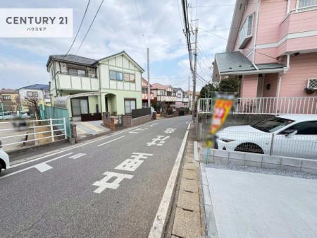 ���̑����n�@�O�ʓ��H��6���~6���I�z����ǍD�ȗ��n�ł��B
�Ԍɓ��ꂪ���ȕ������S�ł��ˁB