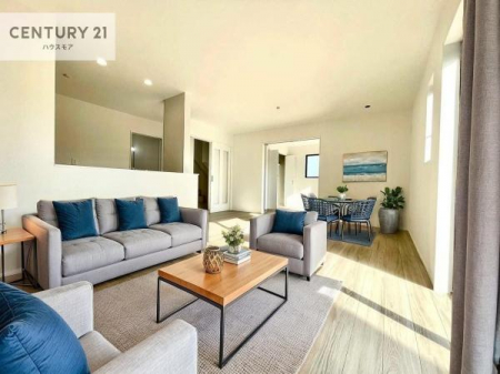 ���r���O�@�Ƌ��CG�p�[�X�ł��B�J�����̂���L�XLDK�I�\�t�@�[��_�C�j���O�e�[�u����u���Ă������ɂȂ�Ȃ��̂ŉ��K�ɉ߂����܂��I�R�~���j�P�[�V���������₷�����r���O�ł��I�y���n�̔���J�Ò��z