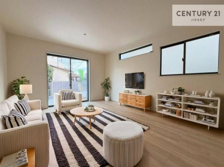 ���r���O�@�Ƌ��CG�p�[�X�ł��B�D�����z���܂肪���r���O����ł���ċ��S�n�̗ǂ���Ԃ����o���Ă���܂��I
���났�̎��Ԃ��߂����܂��I