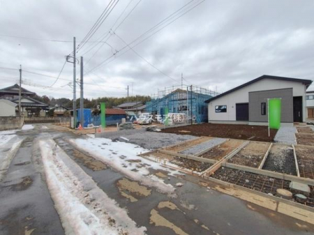 ���̑����n�@�O�ʓ��H��4.7���I�z����ǍD�ȗ��n�ł��B
�Ԍɓ��ꂪ���ȕ������S�ł��ˁB