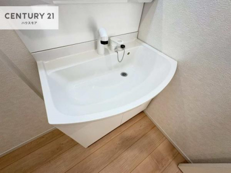 ���ʑ�E���ʏ��@�[�����ʑ�{�E���́A�������˂ɂ����̂ł�����ꂪ�y�X�I���������ۂĂ܂��I
�L���C�Ȑ��ʏ��Ŏ��������̃��`�x�[�V�������オ��܂��ˁI