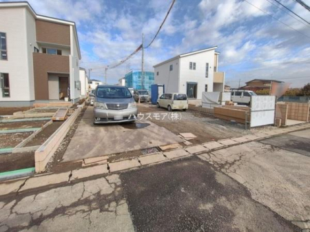 ���ԏ�@���ԃX�y�[�X��2�䕪����܂��I�Z�J���h�J�[�͂������A�o�C�N�⎩�]�ԂȂǂ��u���ꏊ�ɍ���܂���B