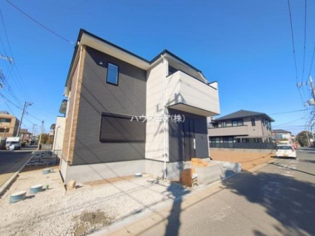 ���ԏ�@���ԃX�y�[�X��2�䕪����܂��I�Z�J���h�J�[�͂������A�o�C�N�⎩�]�ԂȂǂ��u���ꏊ�ɍ���܂���B