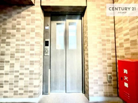 ���̑����p���@�G���x�[�^�[�����ŁA���X�̈ړ������K�B
�����̓��₨�ו��̑������ł��A�X���[�Y�ɂ��A��������܂��I