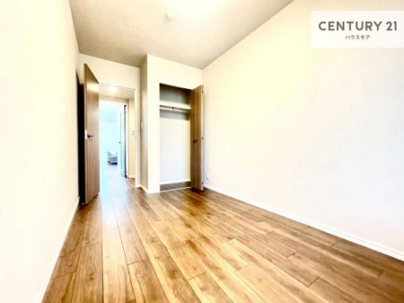 �m���@���[�X�y�[�X�����Ă��܂��I�������X�b�L�����ڂ��鎖���ł��܂��ˁB
�Ƌ��I�΂Ȃ��V���v���ȃf�U�C���ׁ̈A�Ƌ��I�΂����C�ɓ���̋�ԍ�肪�ł������ł��ˁB