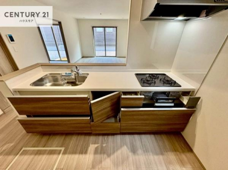 �L�b�`���@���[�X�y�[�X���L�x�ŁA�����X�y�[�X���X�b�L���ƕЕt���Ђ�`�����p�ł��܂��I
���K�ɍ�Ƃ��ł��܂��I�����̗���������܂��I