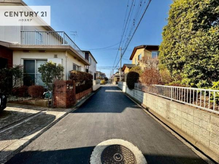 ���̑����n�@�O�ʓ��H��4.4���I�z����ǍD�ȗ��n�ł��B
�Ԍɓ��ꂪ���ȕ������S�ł��ˁB