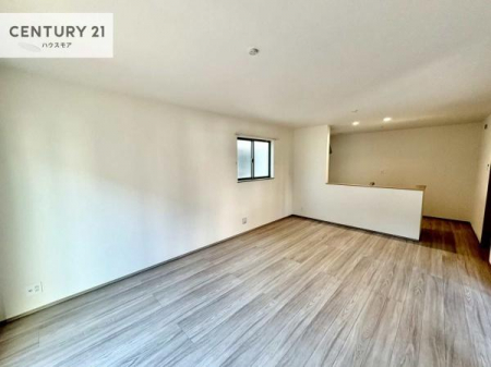 ���r���O�@�L�X�_�C�j���O�X�y�[�X�I������肨�H���B�΂��������y�������Ԃ��߂����܂��B���X�̔���������܂��I