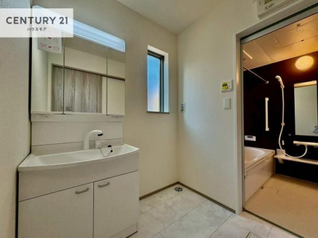 ���ʑ�E���ʏ��@�����t���̖��邢���ʎ��ł��I���C�������ɓ���ւ����ł��Đ����ɕۂ��Ƃ��ł��܂��I���R�����������ނ̂ł����ς̎d�オ����ǂ��Ȃ�܂��ˁI