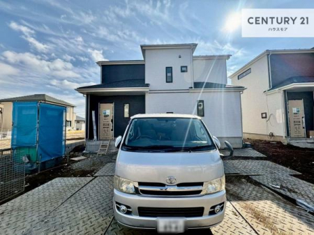 ���ԏ�@���ԃX�y�[�X��3�䕪����܂��I�Z�J���h�J�[�͂������A�o�C�N�⎩�]�ԂȂǂ��u���ꏊ�ɍ���܂���B