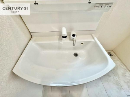 ���ʑ�E���ʏ��@�[�����ʑ�{�E���́A�������˂ɂ����̂ł�����ꂪ�y�X�I���������ۂĂ܂��I
�L���C�Ȑ��ʏ��Ŏ��������̃��`�x�[�V�������オ��܂��ˁI