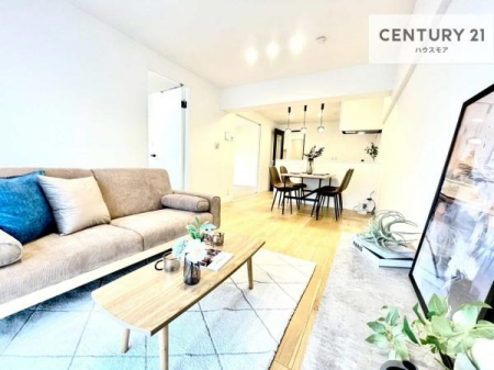 ���r���O�@���t�H�[���ɂ���Ă��ꂢ�ɐ��܂�ς�������r���O�ł��I�S�n�ǂ����r���O�͉Ƒ������R�ƏW�܂�܂��B�Ƒ��c�R�̎��Ԃ����������ł��B���Ƒ��ƁA����w�[���������Ԃ��߂��������ł��ˁB