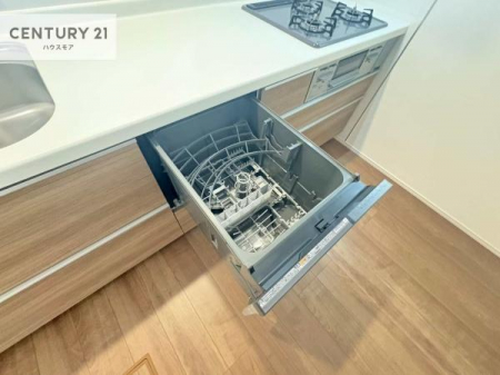 �L�b�`���@�H��@�t���̃L�b�`���ł��I�Z���������r��h�~�Ƃ��đ�ϊ��􂷂�֗��Ȏd�l�ł��I�r���g�C���Ȃ̂ŃL�b�`���̏ꏊ����炸�����X�y�[�X���L���g�����Ƃ��o���܂��I