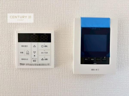 ���̑����ρ@TV���j�^�[�t���C���^�[�z���ł��q�l�̂�����Ԓ��Ȃǂ����S�ł��ˁB
�{�^���ЂƂł����C�̏������ƂƂ̂��I�I�[�g�o�X���B