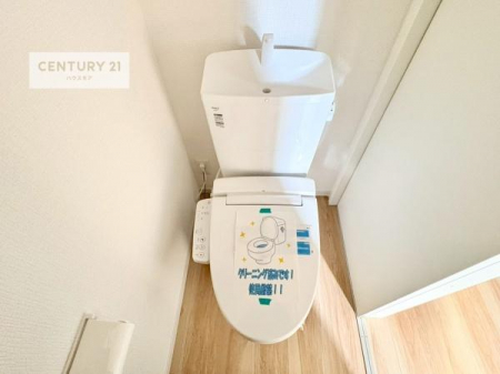 �g�C���@�������֍��ɂ��A�~��͕֍����g�����ł���̂ŗ₽���֍��ɍ��炸�ɍςފ������d�l�ł��I