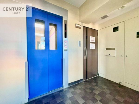 ���̑����p���@�G���x�[�^�[�����ŁA�����̈ړ����X���[�Y�B��K�ւ̃A�N�Z�X�����K�Ȃ��߁A���N�z�̕��⏬���Ȃ��q���܂����邲�ƒ�ɂ����S�ł��B���K���Ɨ��֐������˔������Z�܂��ł��B