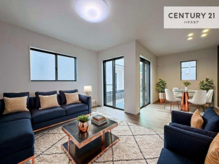 ���r���O�@�Ƌ��CG�p�[�X�ł��B�S�n�ǂ����r���O�͉Ƒ������R�ƏW�܂�܂��B�Ƒ��c�R�̎��Ԃ����������ł��B���Ƒ��ƁA����w�[���������Ԃ��߂��������ł��ˁB