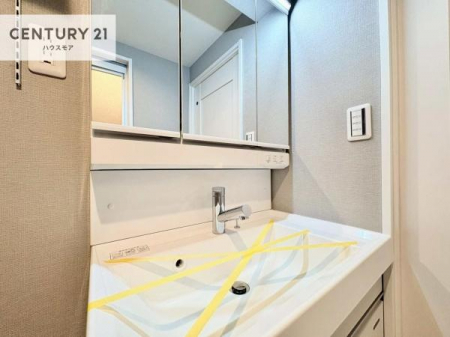 ���ʑ�E���ʏ��@�O�ʋ��d�l�̐��ʏ��́A�g�����Ȃ݂����₷������I���͎��[�ɂȂ��Ă��܂��B�h���C���[�₨���ϓ����Еt������̂Ő��ʑ������X�b�L���ƌ����邱�Ƃ��o���܂��I